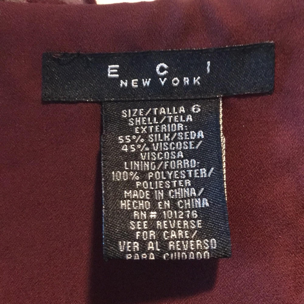 Cut Velvet Ruffled Jacket - Picture 8 of 9